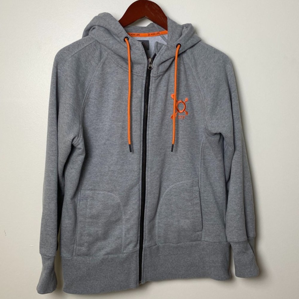Orangetheory zip up hoodie size L